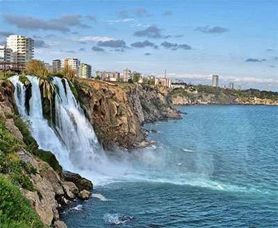 Düden Waterfall © THE MINISTRY OF CULTURE AND TOURISM OF THE REPUBLIC OF TURKEY