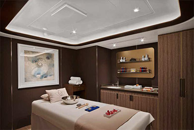 Spa treatment room © SEABOURN